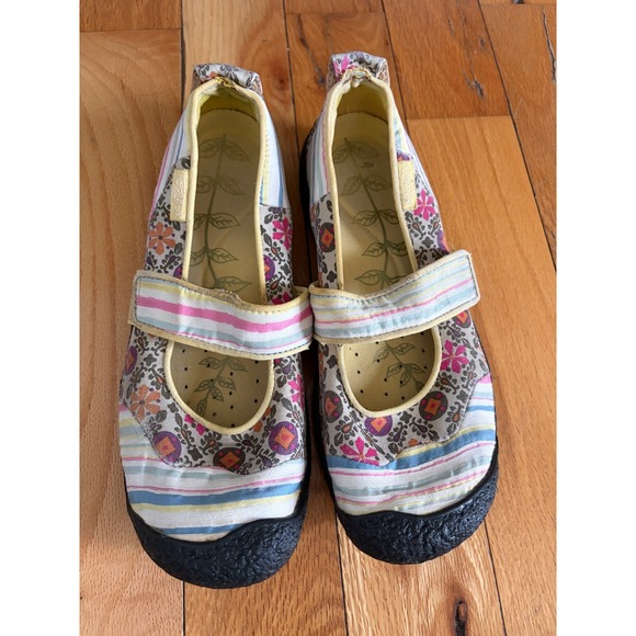 Keen Shoes - Keen Women's Shoes Sz 9.5 US Canvas Floral Patchwork Mary Jane Round Toe